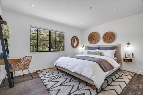 346 Piper Street Healdsburg CA 95448