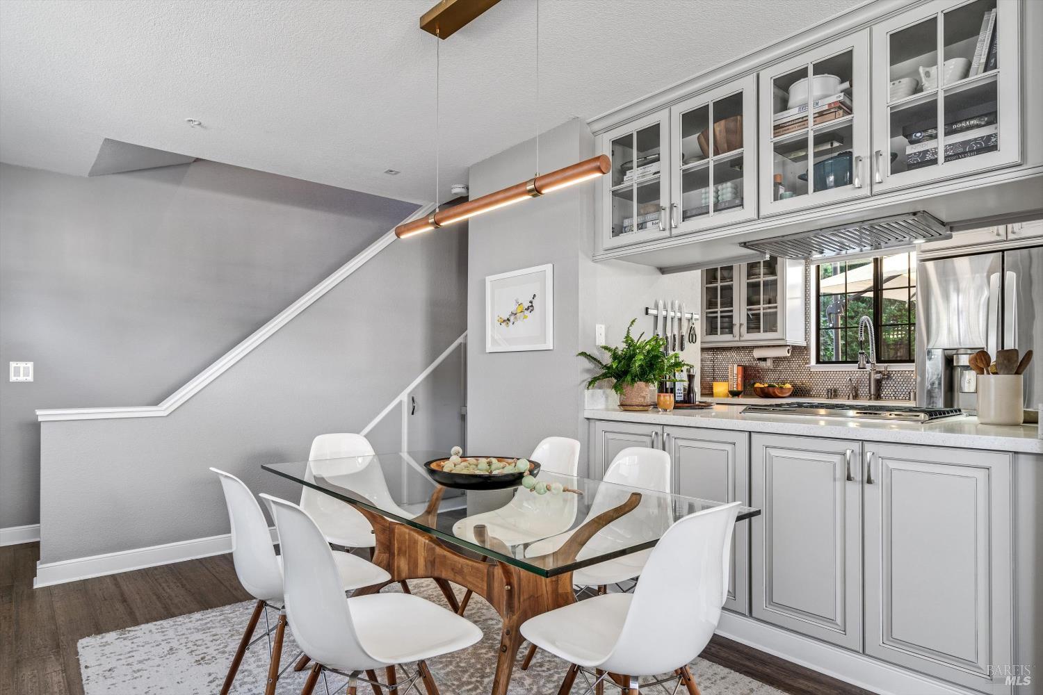 346 Piper Street Healdsburg CA 95448