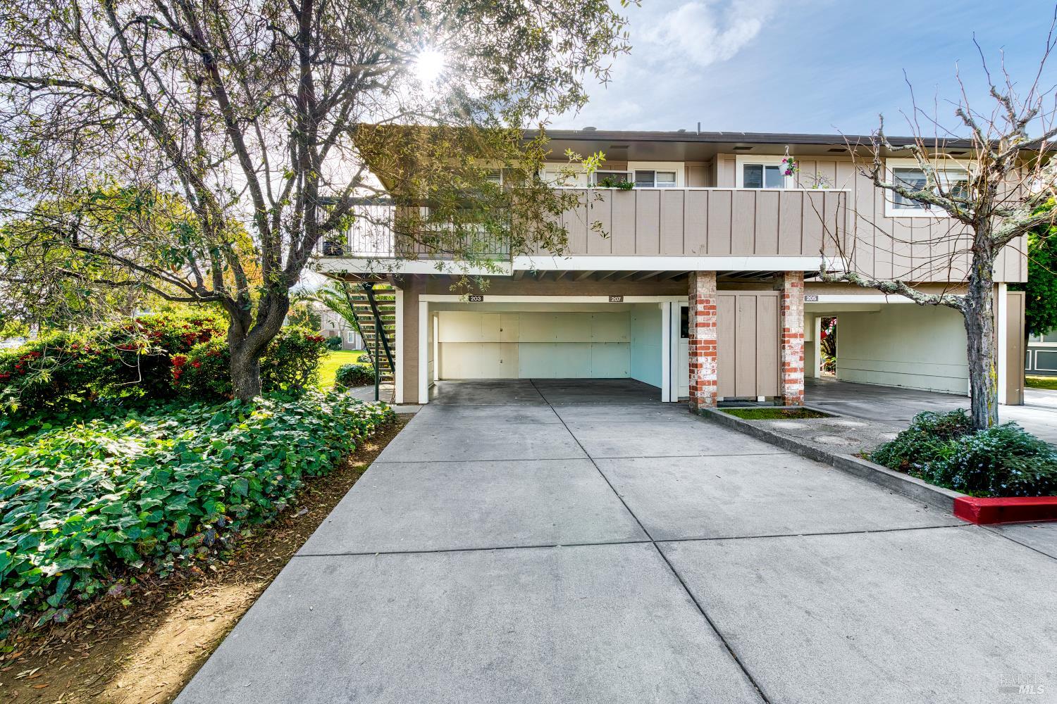 207 Bahia Place San Rafael CA 94901