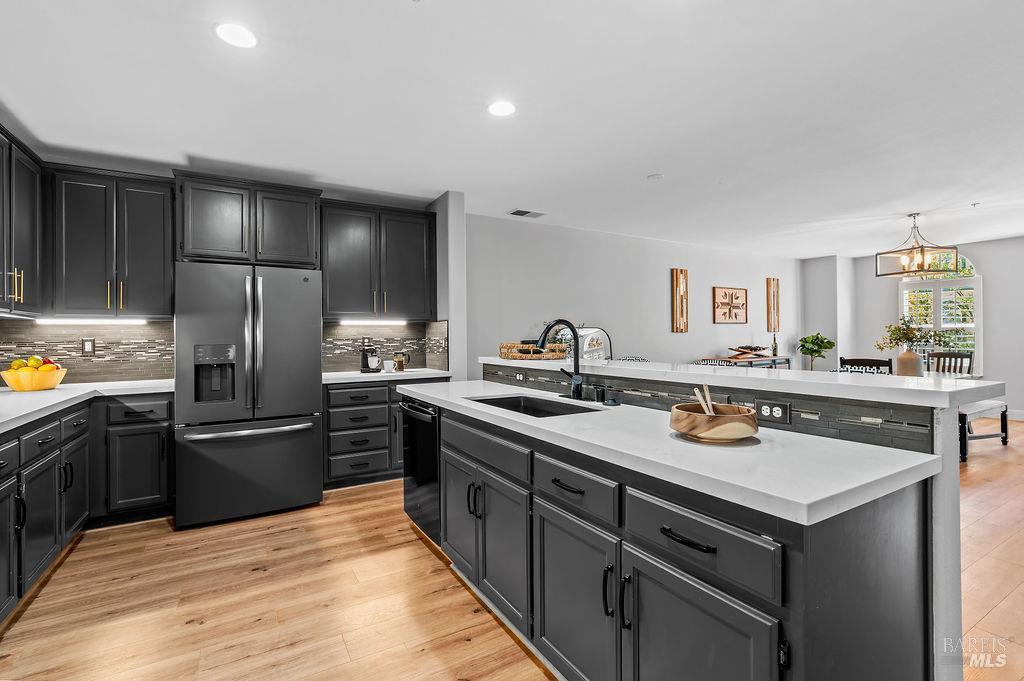 964 Mcclelland Drive Windsor CA 95492