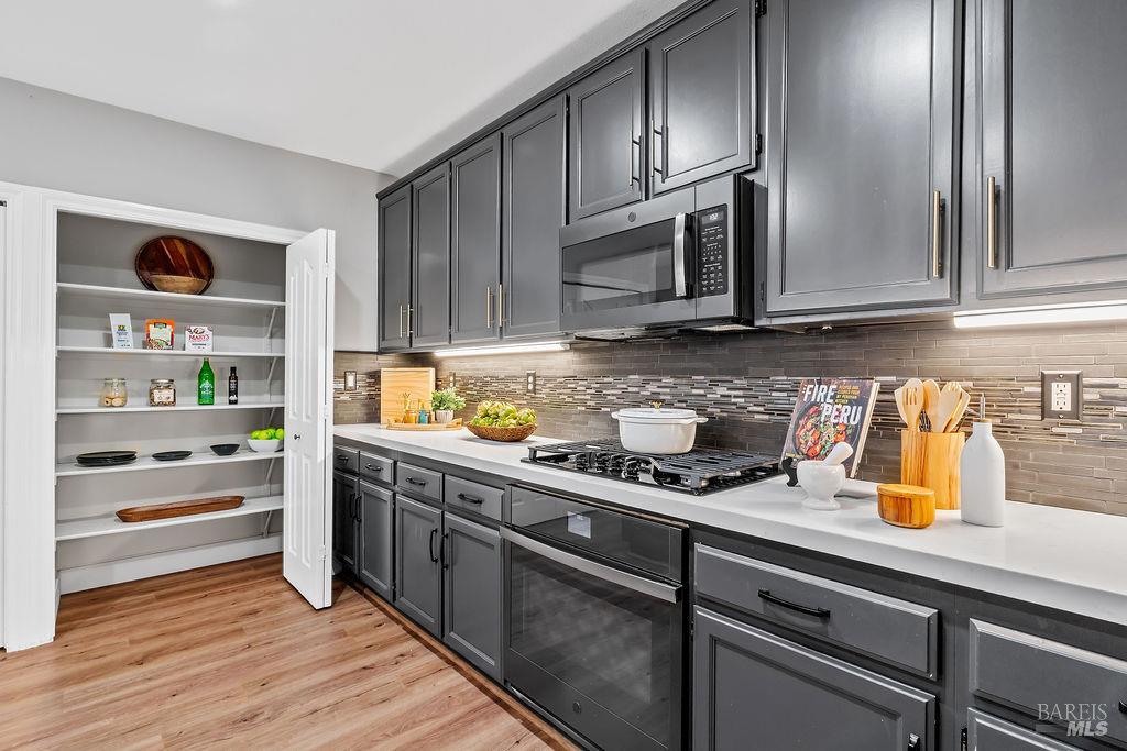 964 Mcclelland Drive Windsor CA 95492