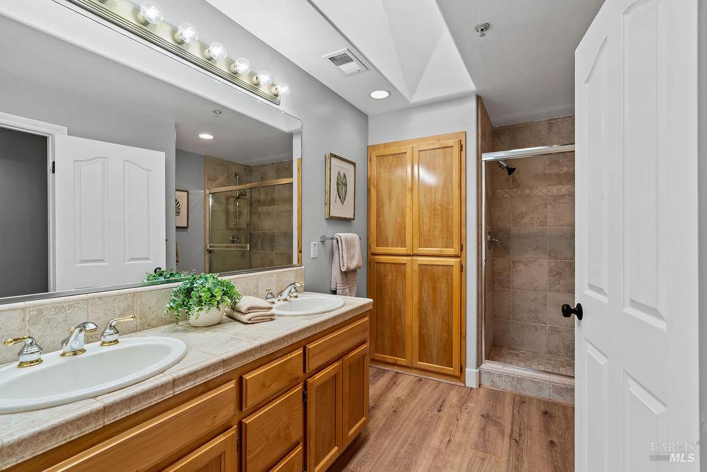 964 Mcclelland Drive Windsor CA 95492