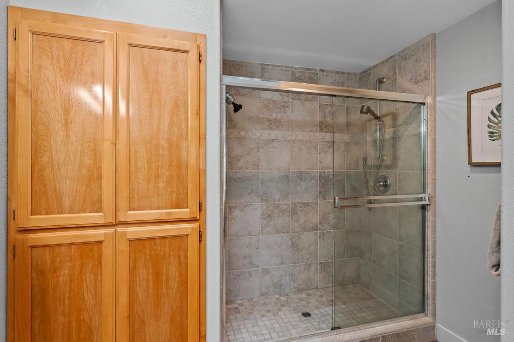 964 Mcclelland Drive Windsor CA 95492