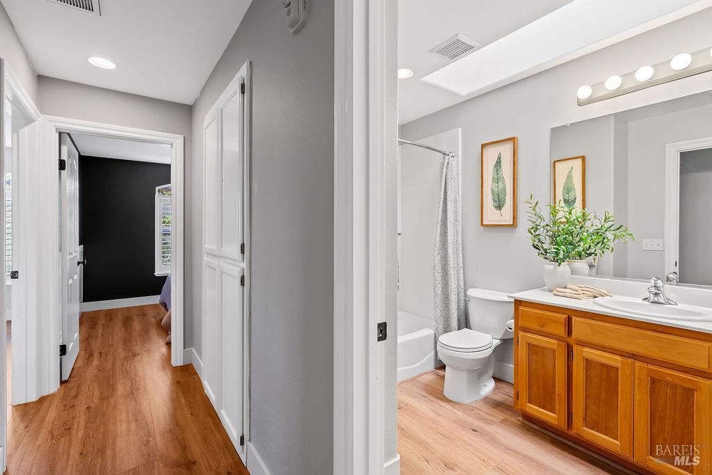 964 Mcclelland Drive Windsor CA 95492