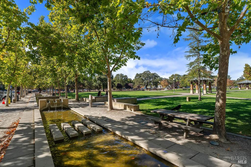964 Mcclelland Drive Windsor CA 95492
