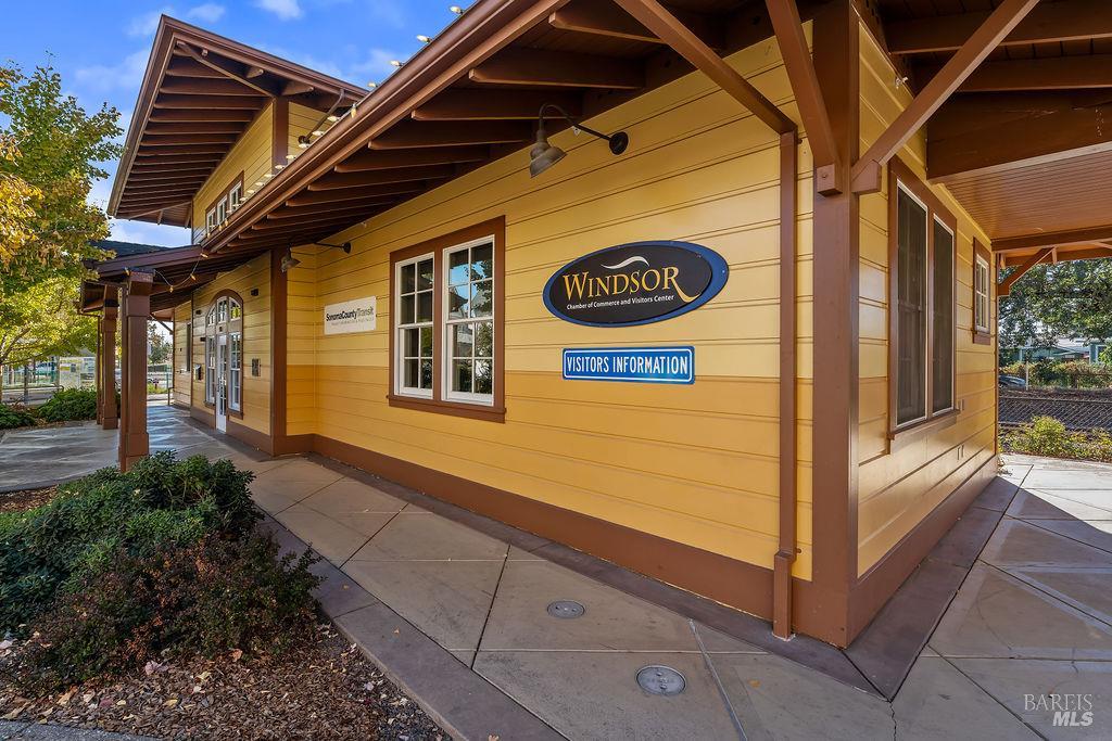 964 Mcclelland Drive Windsor CA 95492