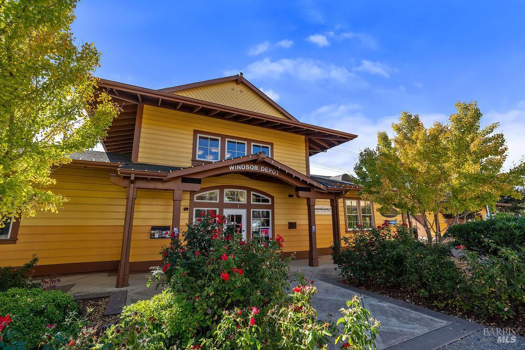 964 Mcclelland Drive Windsor CA 95492