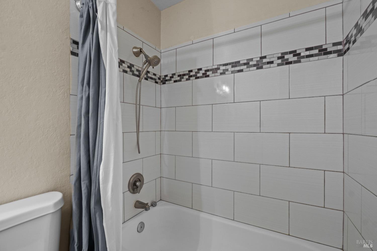 299 Shasta Drive Vacaville CA 95687