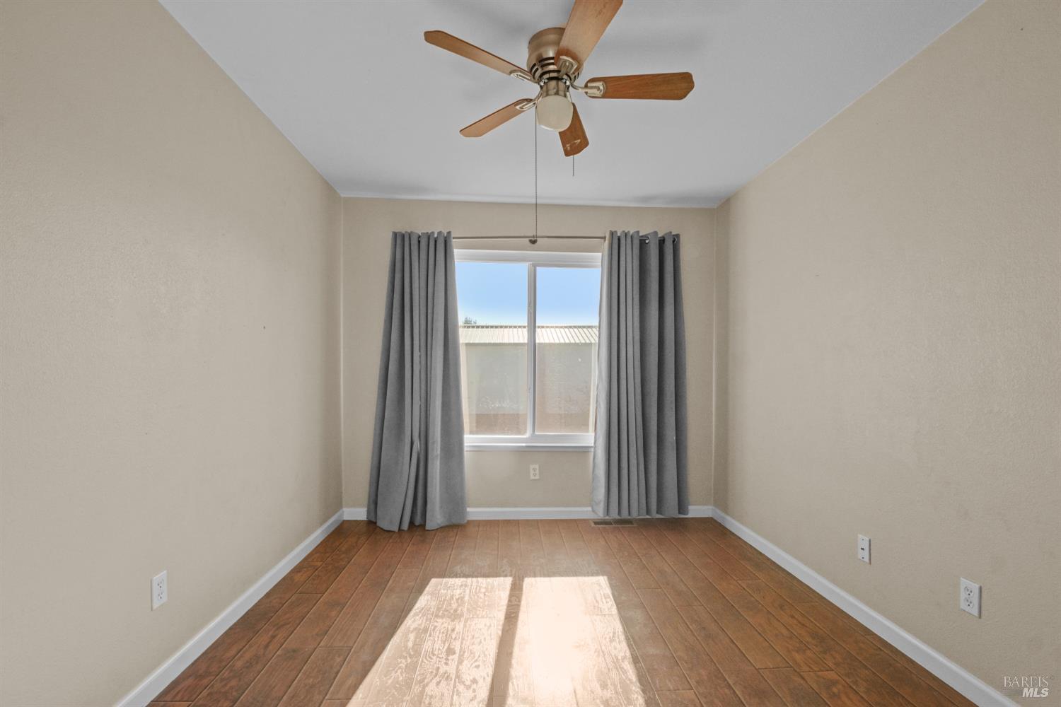 299 Shasta Drive Vacaville CA 95687