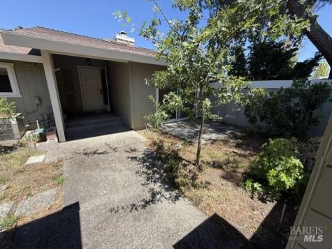 1824 Arroyo Sierra Drive Santa Rosa CA 95405
