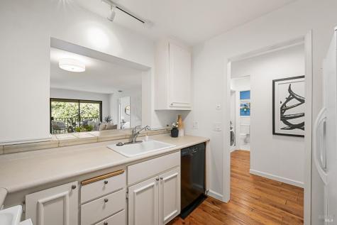 616 Via Casitas Greenbrae CA 94904