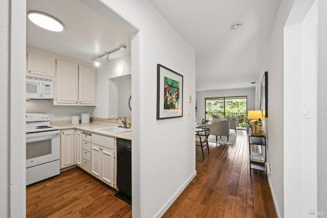 616 Via Casitas Greenbrae CA 94904
