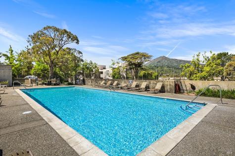 616 Via Casitas Greenbrae CA 94904
