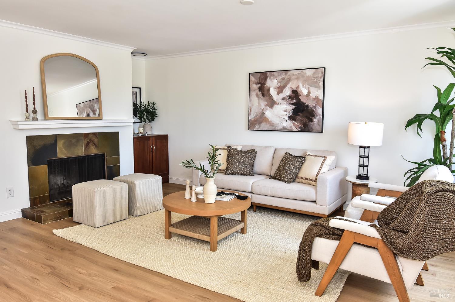 79 Scottsdale Way Novato CA 94947