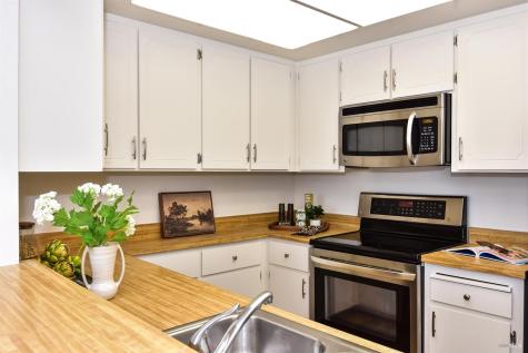 79 Scottsdale Way Novato CA 94947