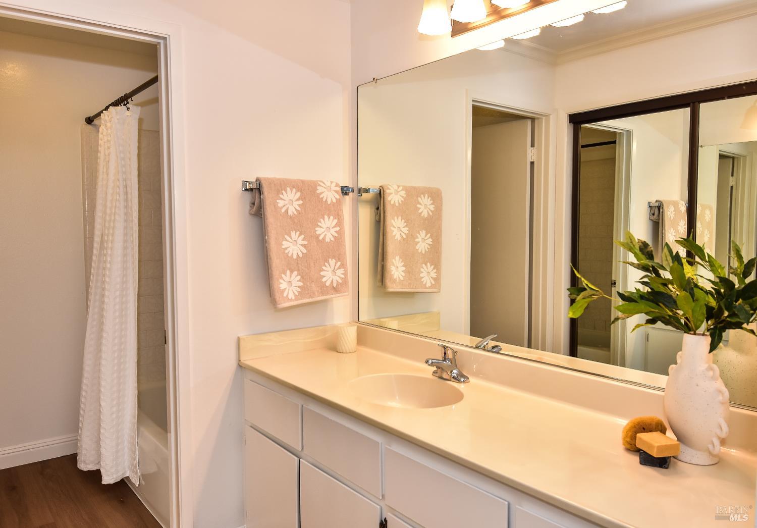 79 Scottsdale Way Novato CA 94947