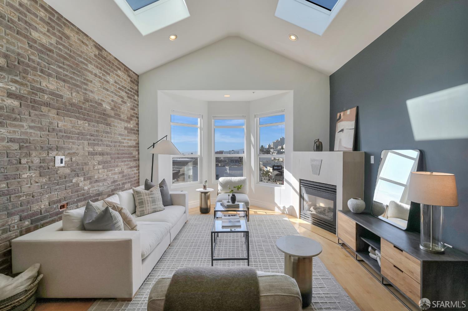 1601 Pacific Avenue San Francisco CA 94109
