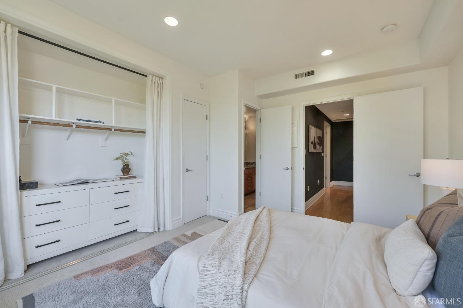 1601 Pacific Avenue San Francisco CA 94109