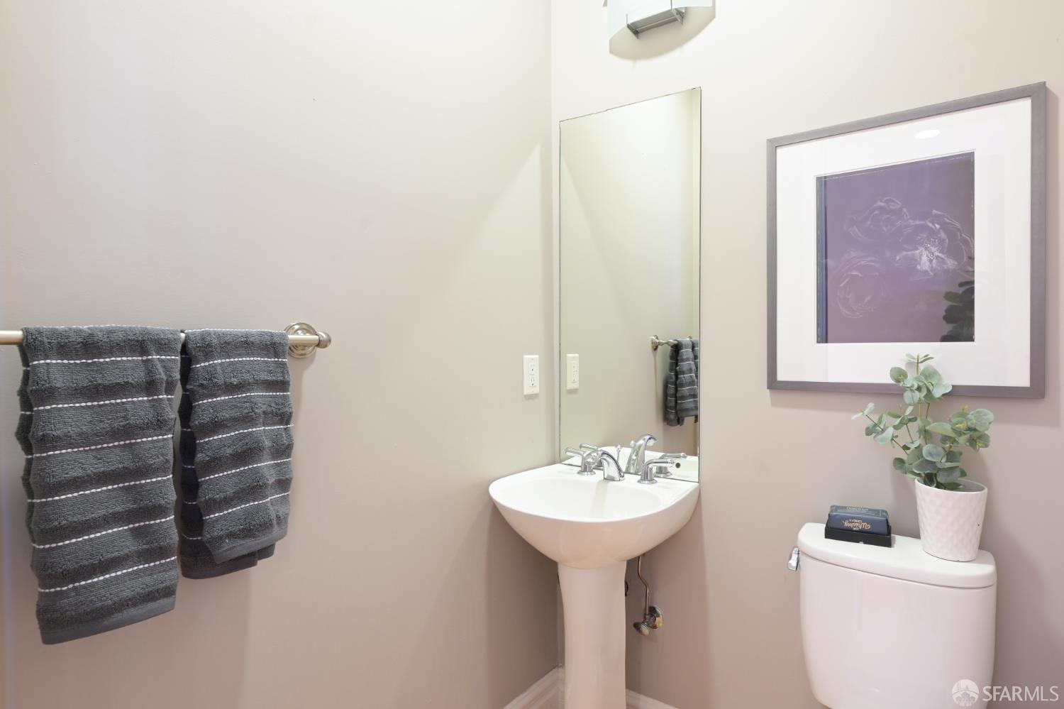 1601 Pacific Avenue San Francisco CA 94109