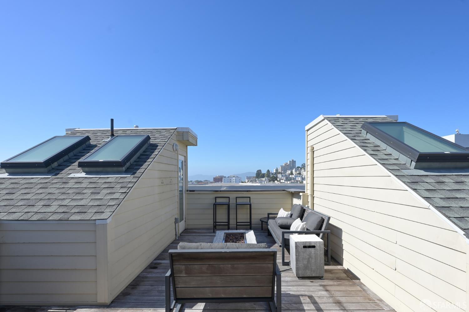 1601 Pacific Avenue San Francisco CA 94109