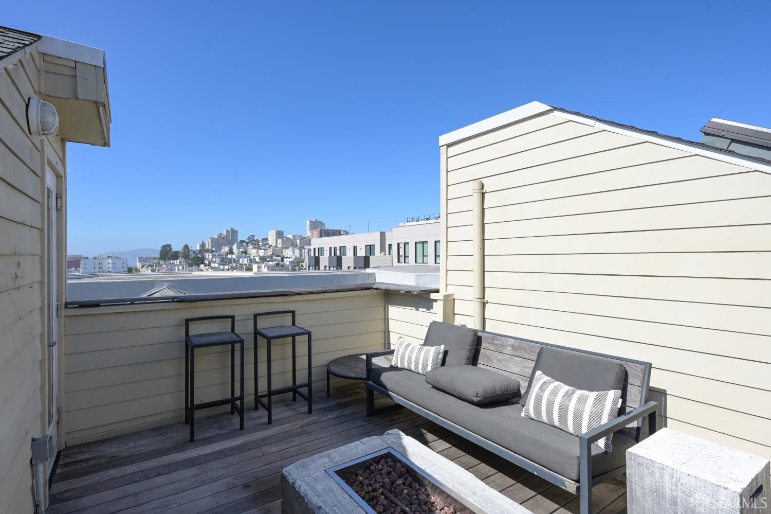 1601 Pacific Avenue San Francisco CA 94109