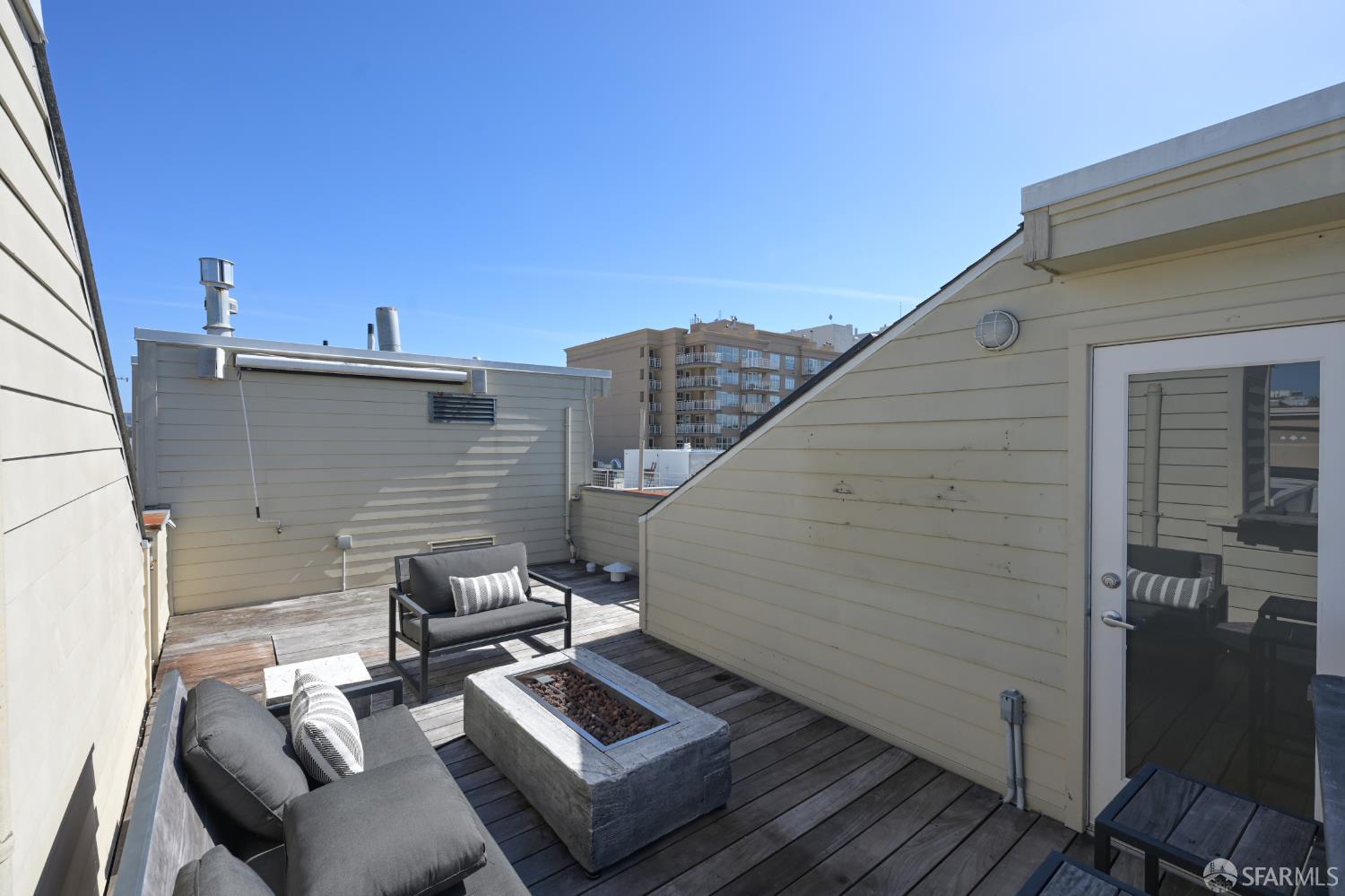 1601 Pacific Avenue San Francisco CA 94109