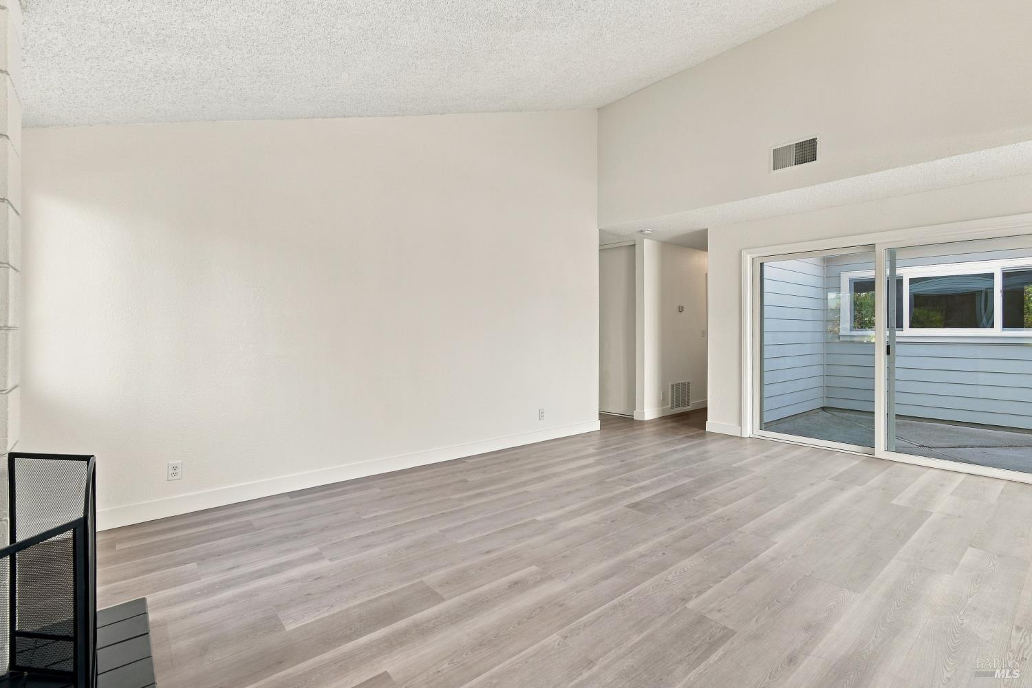 2245 Knolls Hills Circle Santa Rosa CA 95405