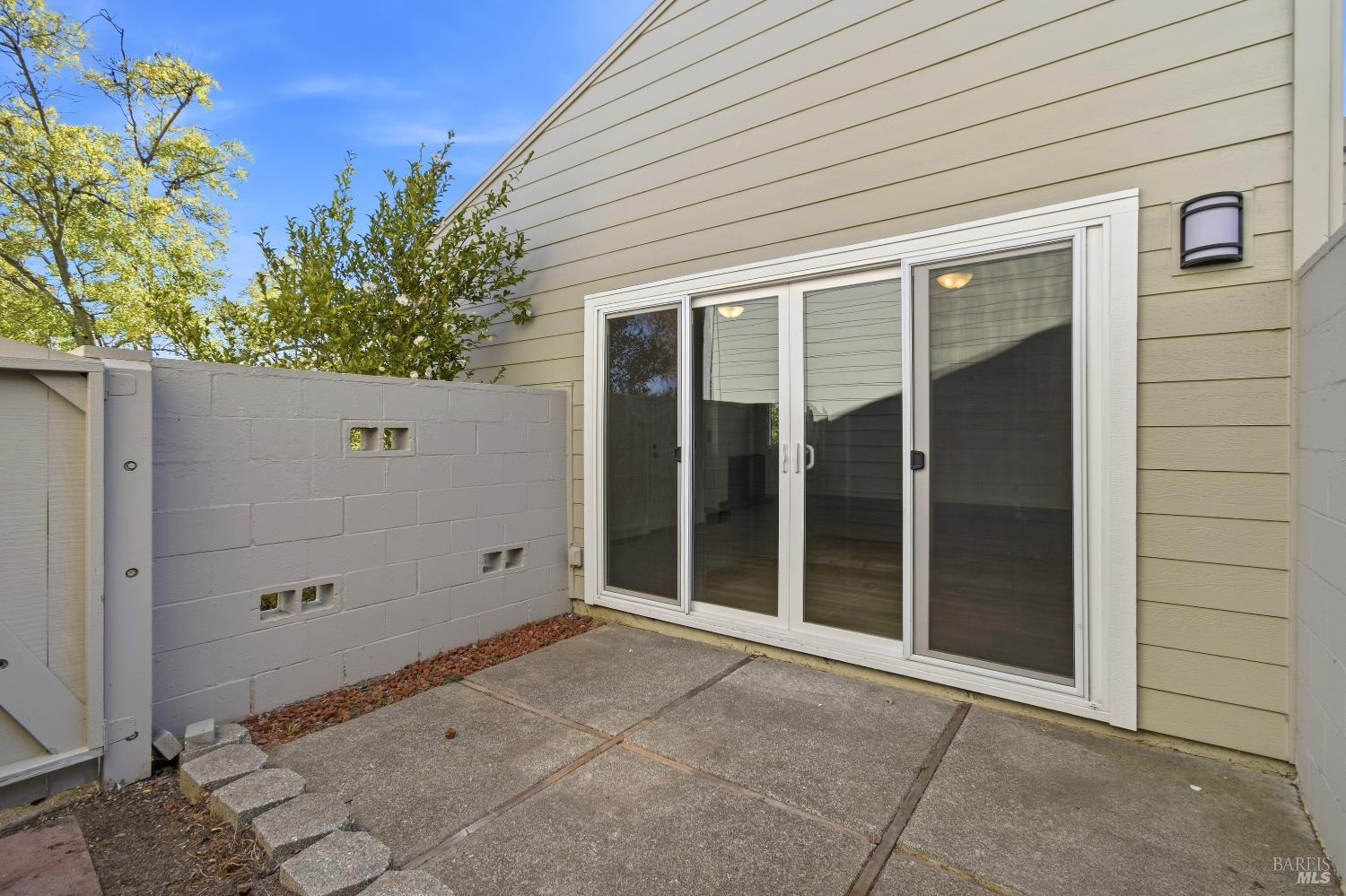 2245 Knolls Hills Circle Santa Rosa CA 95405