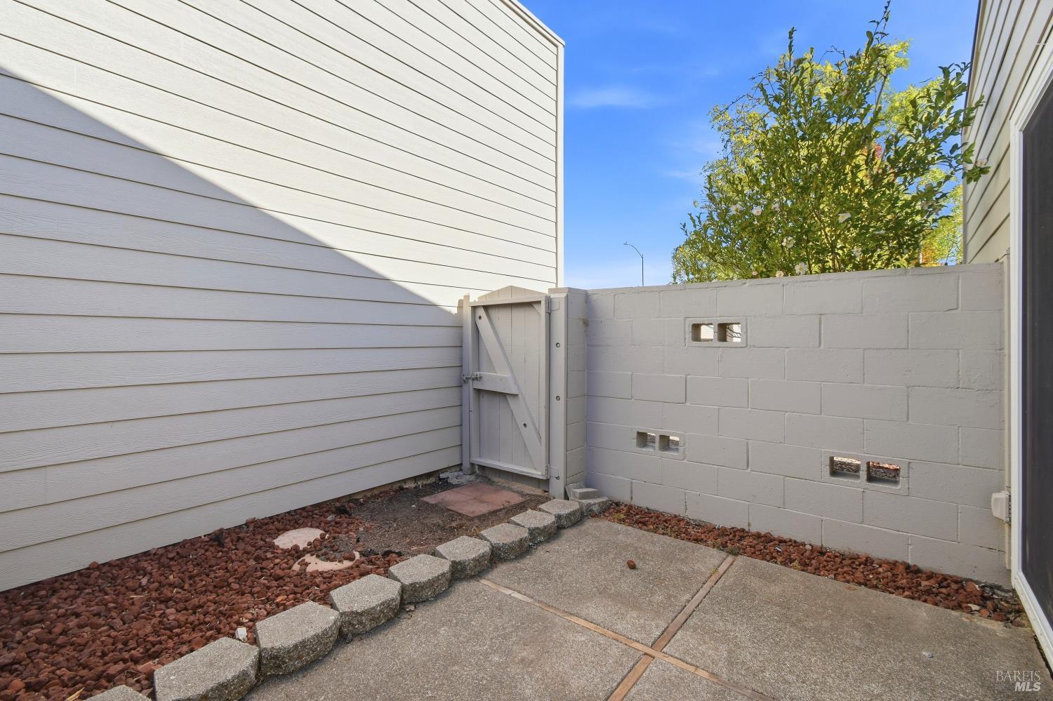 2245 Knolls Hills Circle Santa Rosa CA 95405