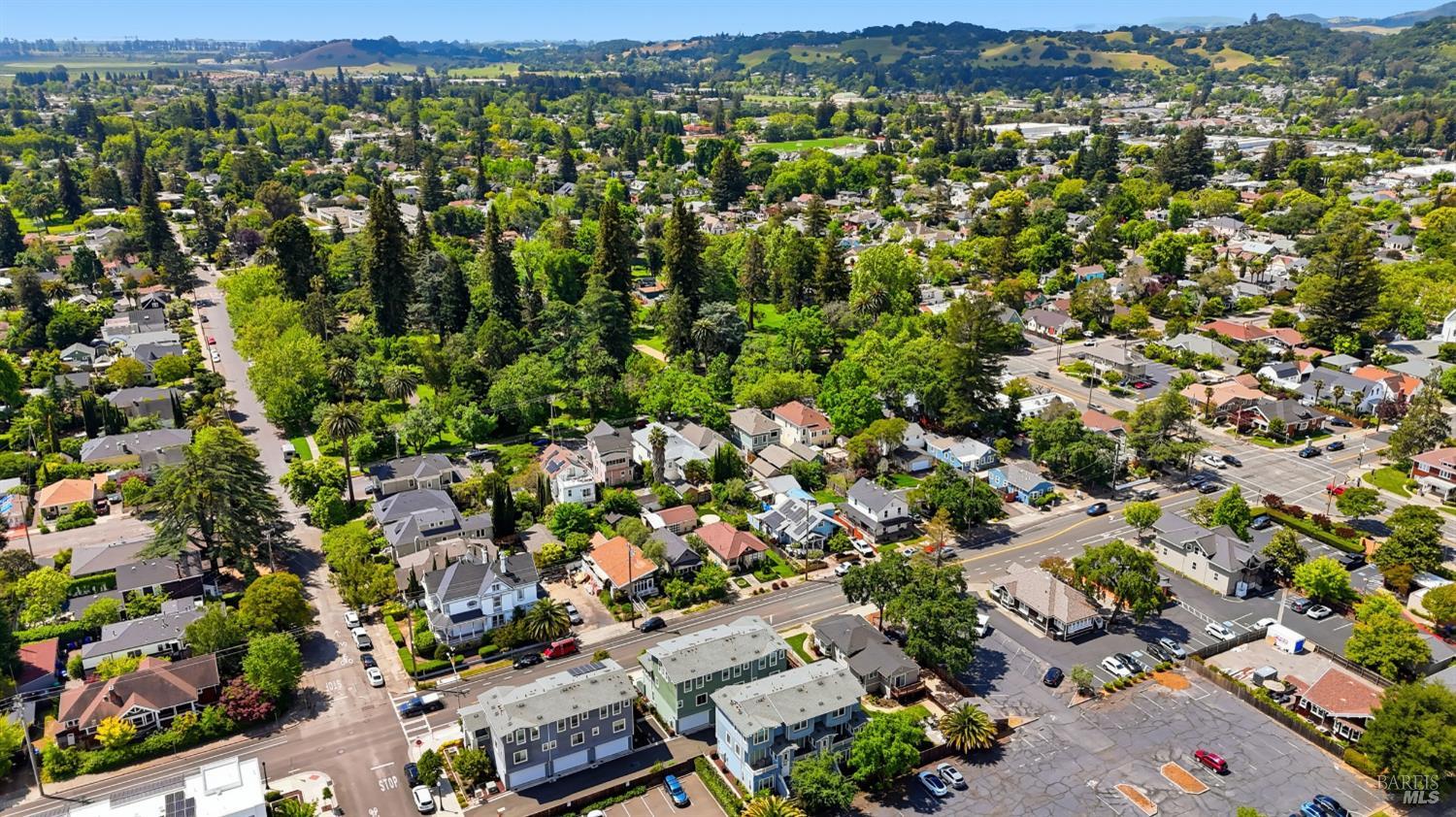 1716 3rd Street Napa CA 94559