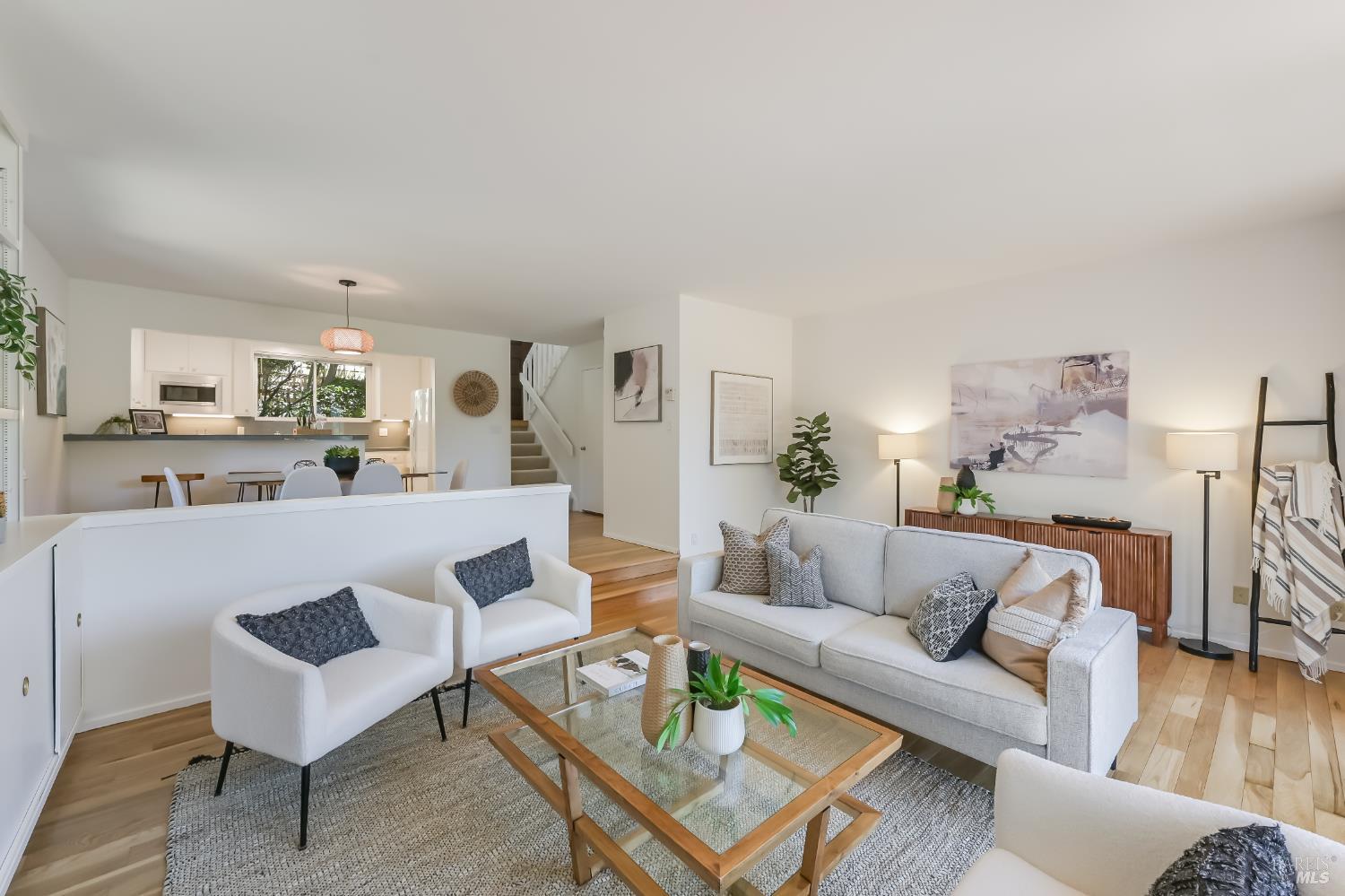64 Corte Oriental Greenbrae CA 94904