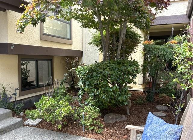 64 Corte Oriental Greenbrae CA 94904