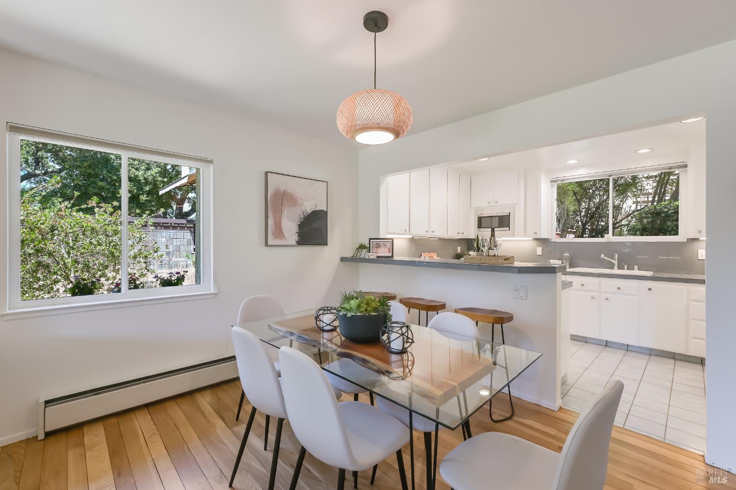 64 Corte Oriental Greenbrae CA 94904