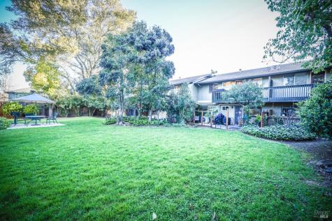 426 North Street Healdsburg CA 95448