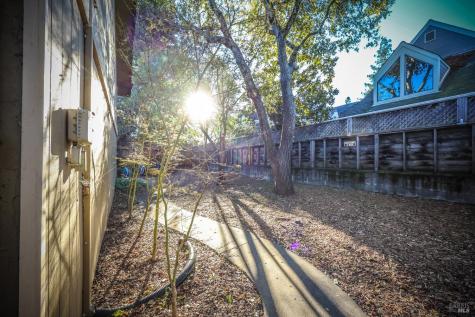 426 North Street Healdsburg CA 95448