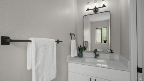 1560 Grenache Way Santa Rosa CA 95403
