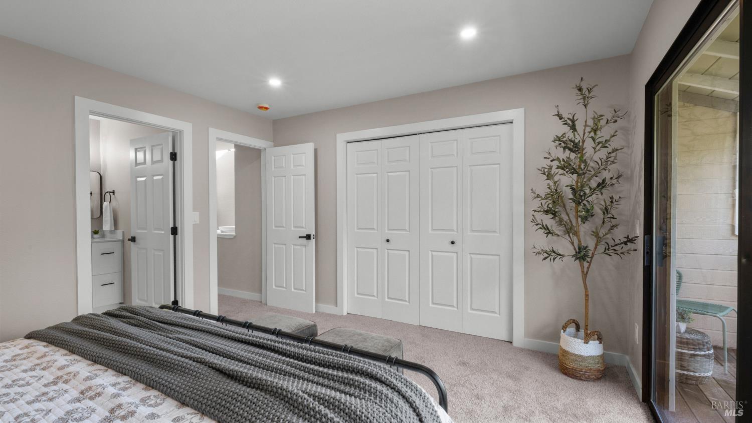 1560 Grenache Way Santa Rosa CA 95403
