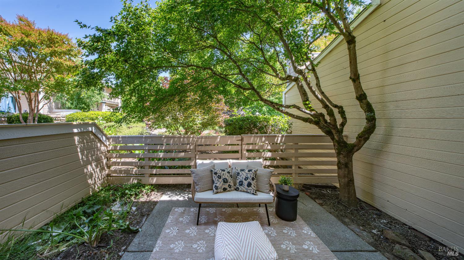 1560 Grenache Way Santa Rosa CA 95403