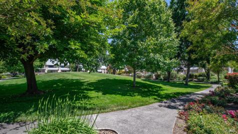 1560 Grenache Way Santa Rosa CA 95403