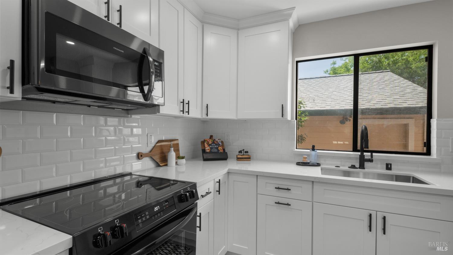 1560 Grenache Way Santa Rosa CA 95403