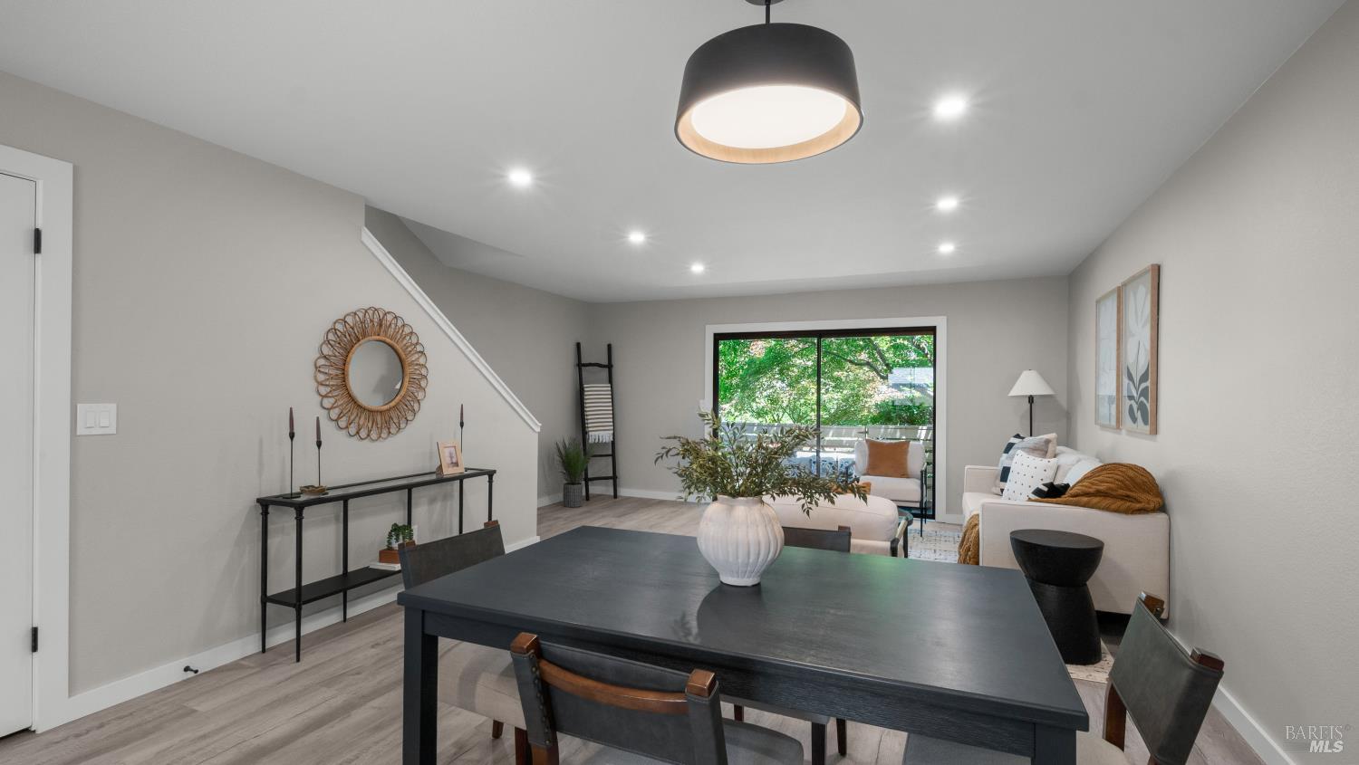 1560 Grenache Way Santa Rosa CA 95403