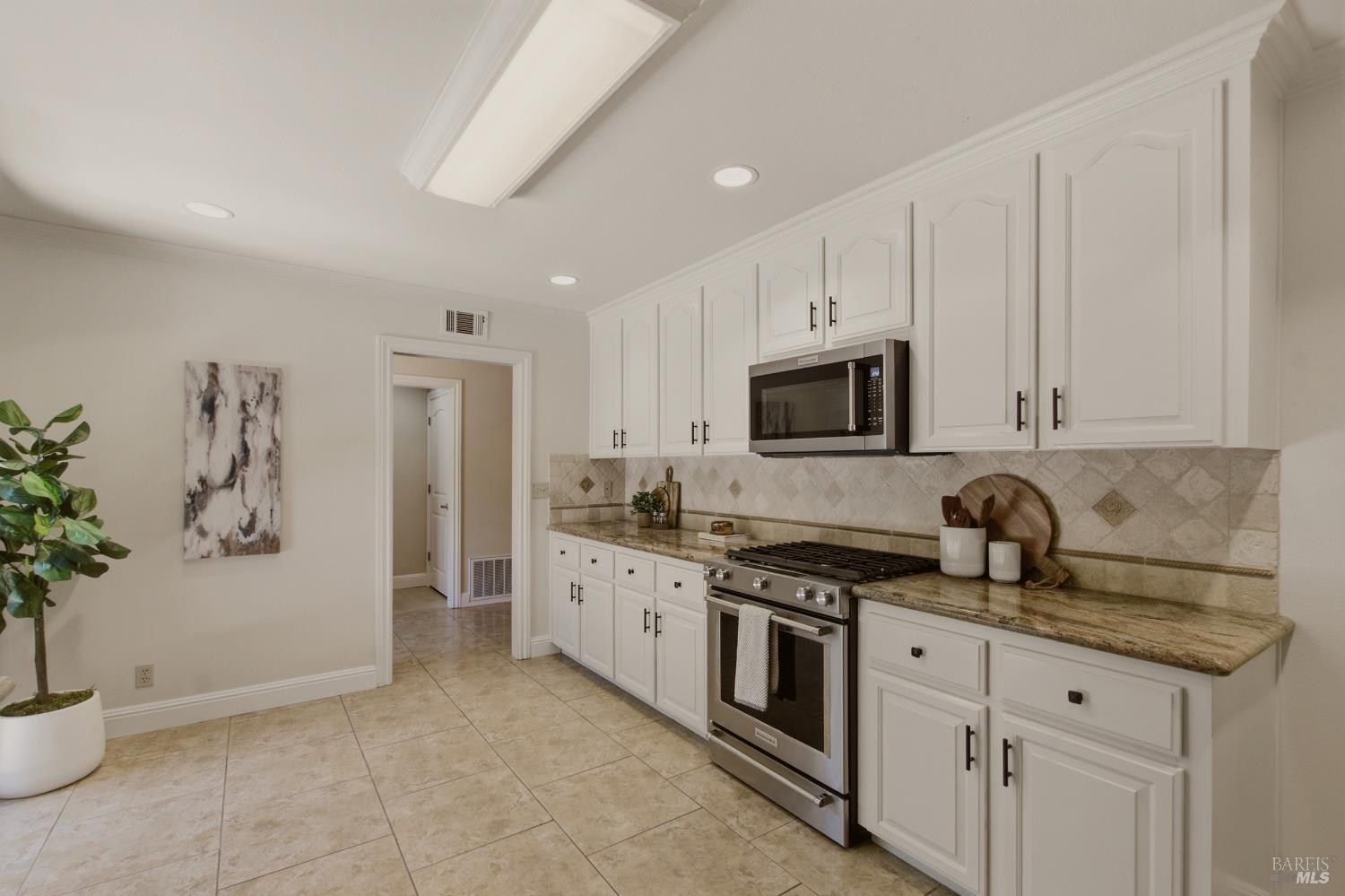 19 Wild Horse Drive Fairfield CA 94534