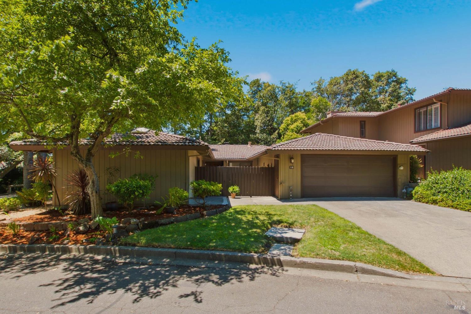 19 Wild Horse Drive Fairfield CA 94534