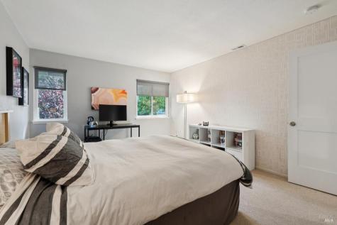 20 Woodoaks Drive San Rafael CA 94903