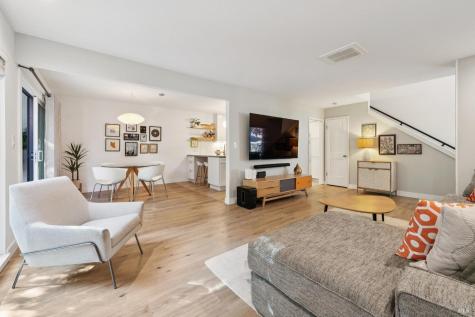 20 Woodoaks Drive San Rafael CA 94903