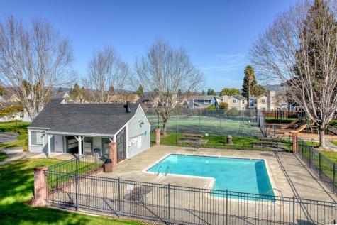 8356 Windmill Farms Drive Cotati CA 94931