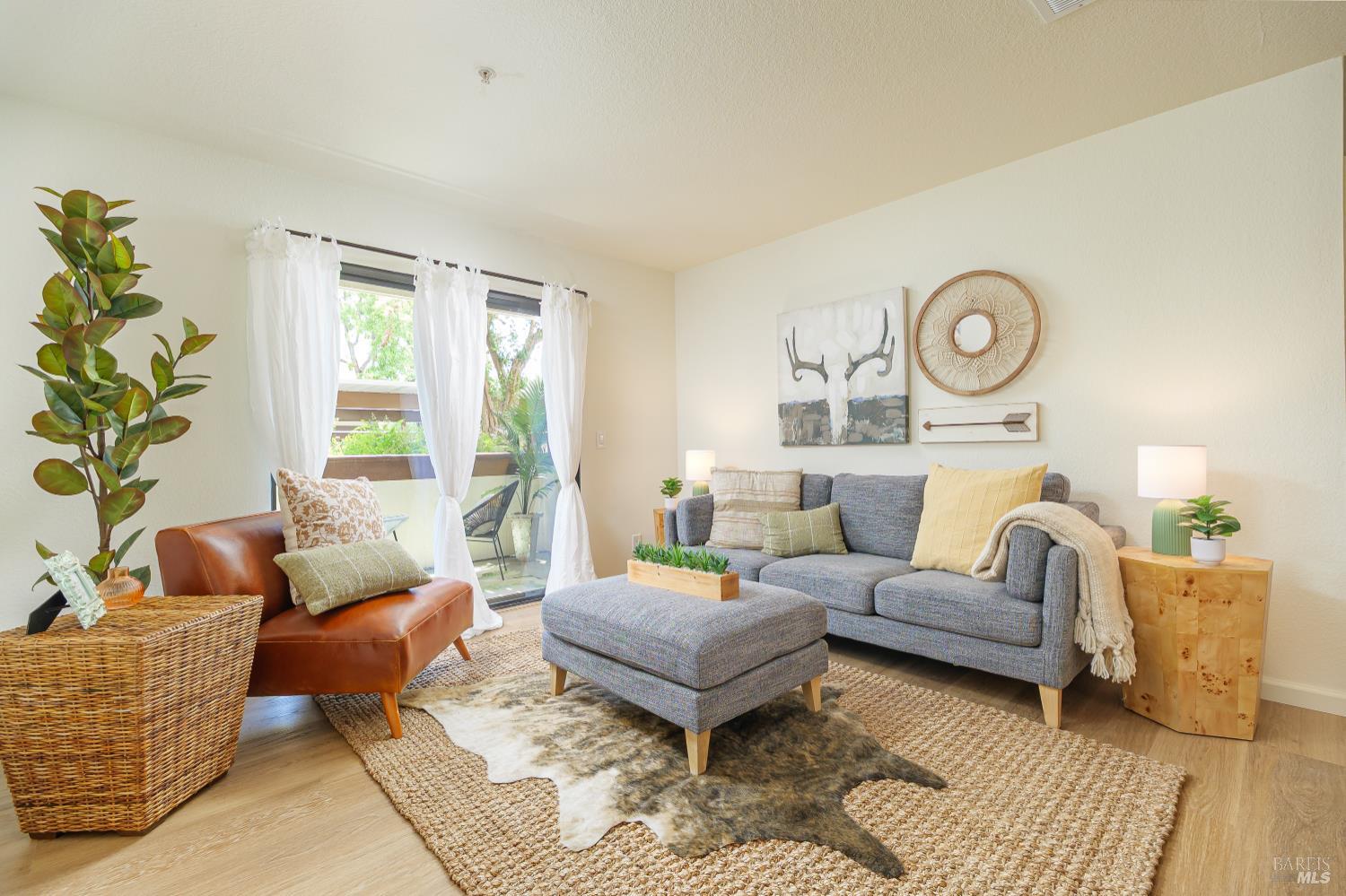 8201 Camino Colegio Rohnert Park CA 94928