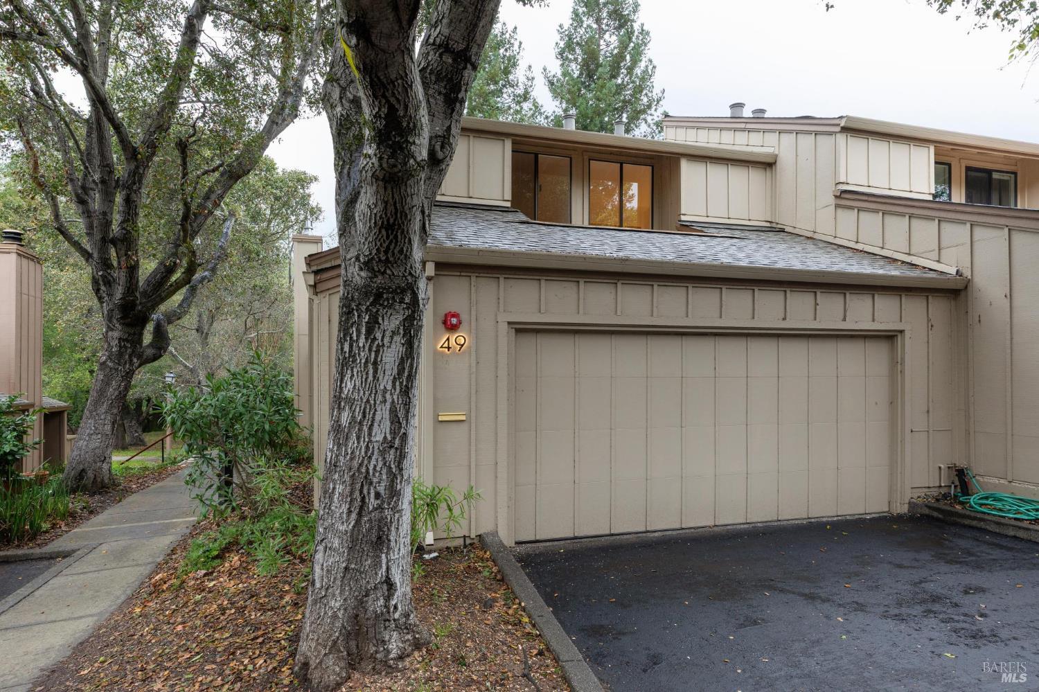 49 Flicker Drive Novato CA 94949