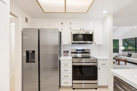 49 Flicker Drive Novato CA 94949