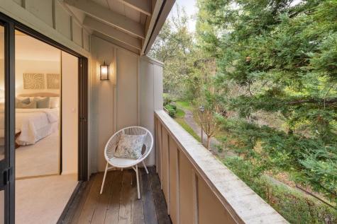 49 Flicker Drive Novato CA 94949
